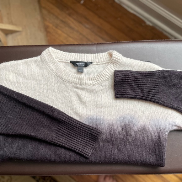 Vera Wang ombré sweater XS - Picture 3 of 6